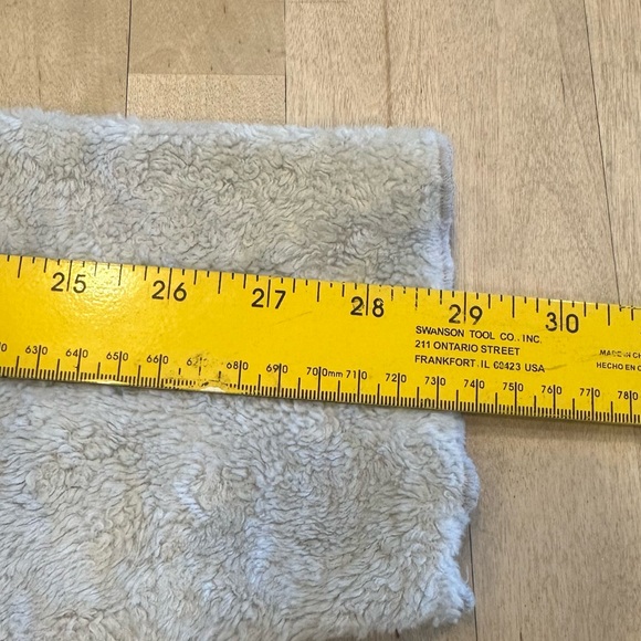 Disney Eeyore Ivory Fleece Pullover Embroidered Turtleneck Size XL - Picture 10 of 12